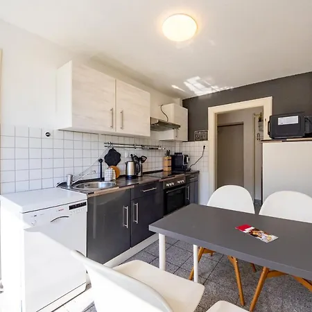 Mit Balkon Und Festungsblick Appartement *